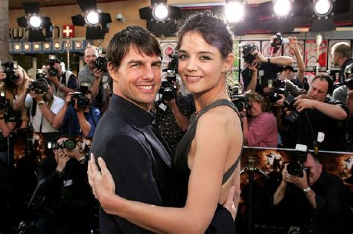 Tom Cruise makes Katie Holmes write him weekly confessions