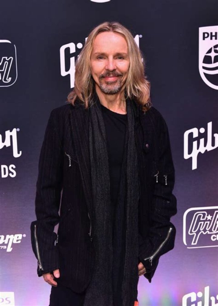 Tommy Shaw Net Worth - Wiki, Age, Weight and Height, Relationships, Family, and More