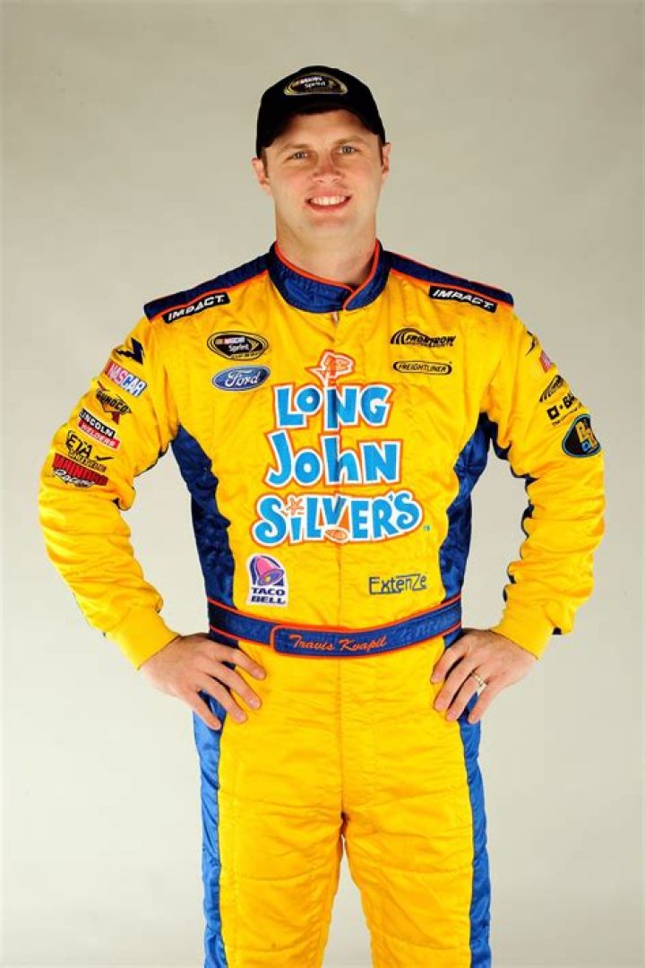 Travis Kvapil Net Worth - Wiki, Age, Weight and Height, Relationships, Family, and More