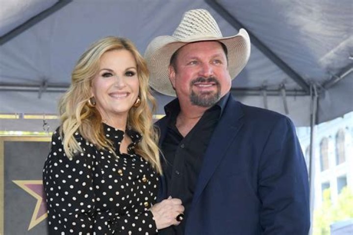 Trisha Yearwood hasn’t recovered her sense of smell or taste after getting covid