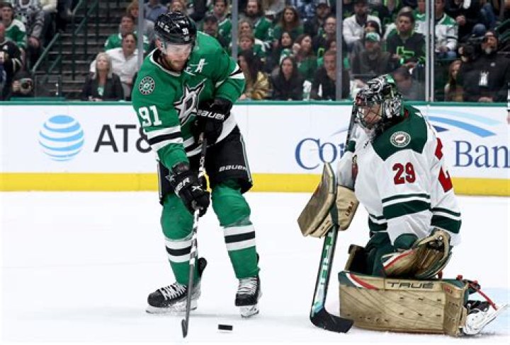 Tyler Seguin Net Worth - Wiki, Age, Weight and Height, Relationships, Family, and More