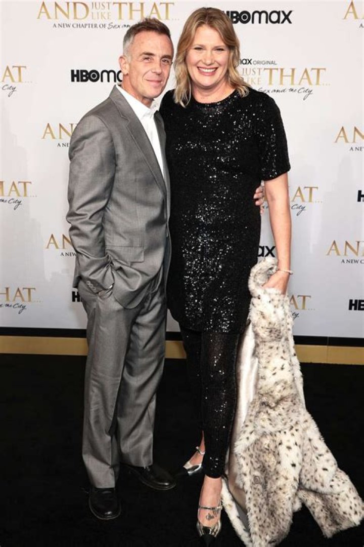 Unveiling Her Life, Marriage to 'Sex and the City' Star David Eigenberg, and More