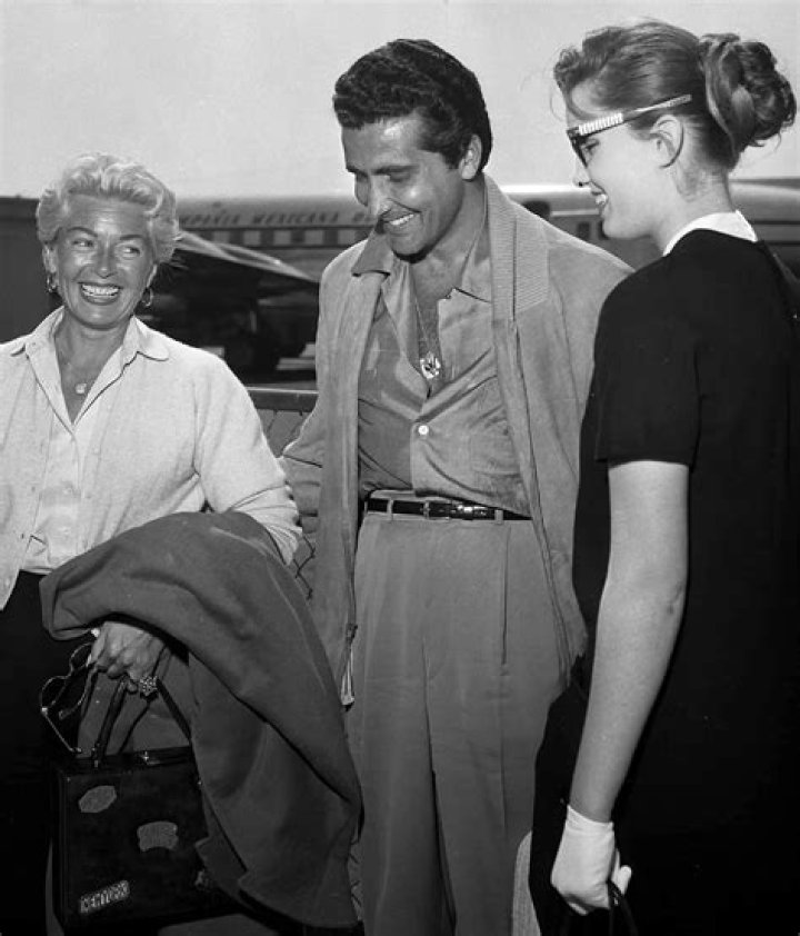 Vintage Scandal Monday: Did Lana Turner kill her mobster boyfriend?