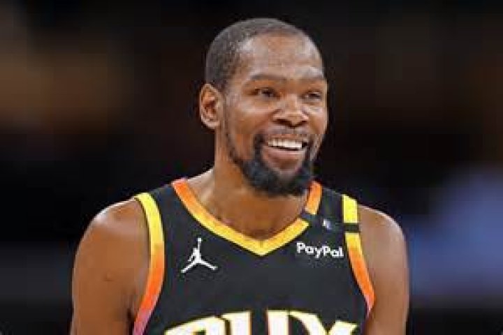 Was KD a sign and trade?