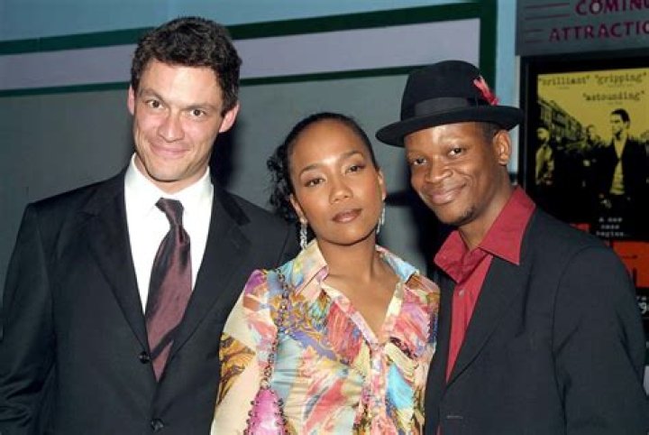 Was Married To Adam Plack And Has 2 Kids, Family And Net Worth
