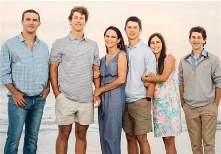 Wayne Bennett - Age, Family, Bio