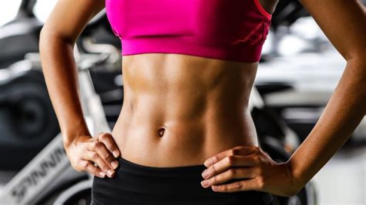 What is the secret of gorgeous figure and toned body of Gemma Atkinson? Learn about her recent juice detox and gym workouts!