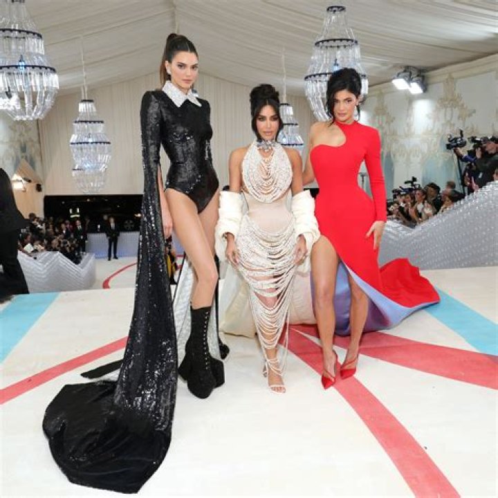 What should we think of Kim Kardashian’s ‘high fashion grunge’ ensemble?