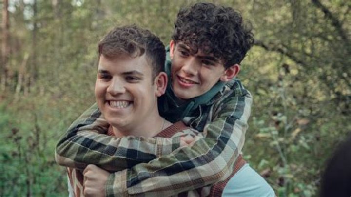 Where was Heartstopper season 2 filmed? (filming locations)