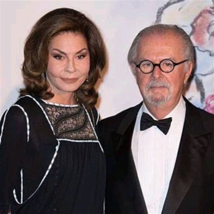 Who Is Cecilia Zambrano, Fernando Botero Wife? Wikipedia And Age