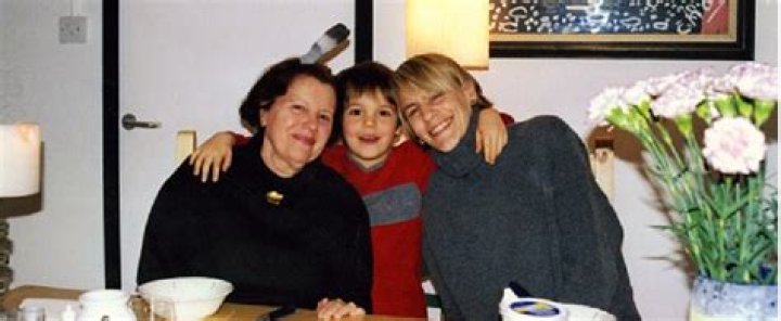 Who Is Kate Saunders Son Felix? Family Husband And Net Worth