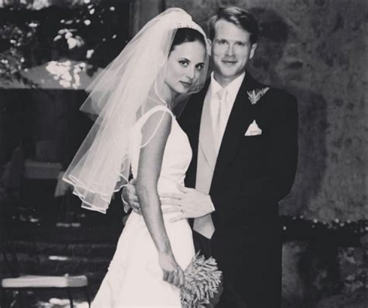 Who is Lisa Marie Kubikoff? Know about her family, married life with Cary Elwes, children, net worth, home, biography