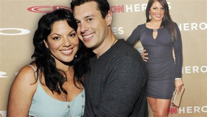 Who is non-binary actor Sara Ramirez’s husband, Ryan DeBolt? Know about their wedding, his age, net worth and biography