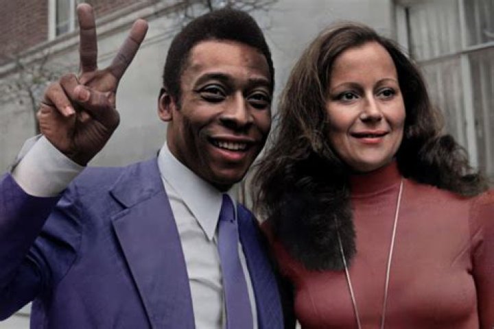 Who is Pelé First Wife, Rosemeri Dos Reis Cholbi? Age, Now, Wiki, Birthday, Divorce, Children