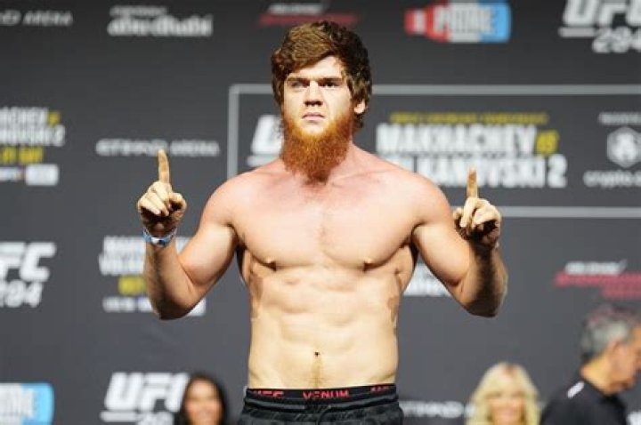 Who Is Shara Magomedov Brother? Family Details
