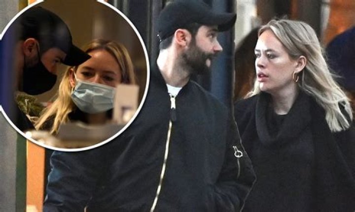 Who Is Tanya Burr New Boyfriend Dan Herlihy?