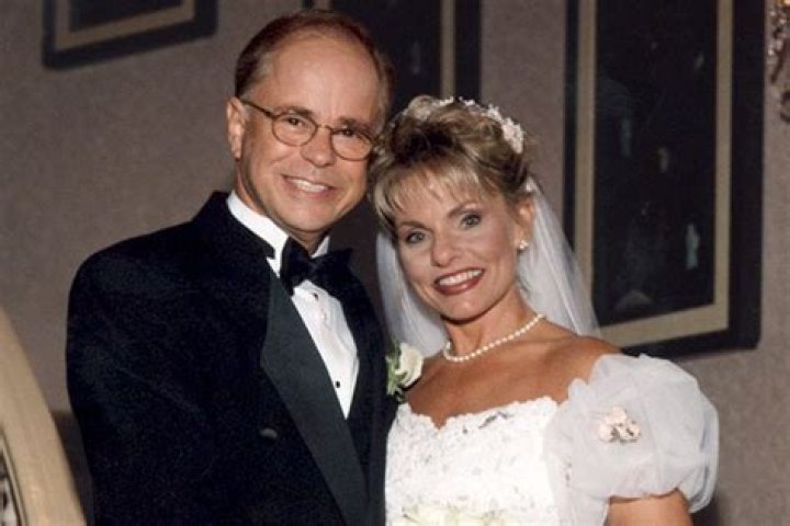Who is the wife of Jim Bakker, Lori Beth Graham? Know about her marriage with Jim Bakker, previous marriage, abortion and children!