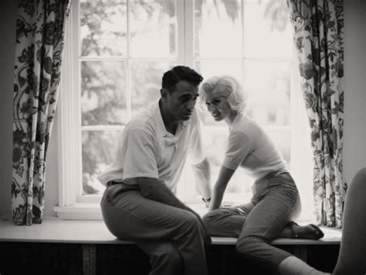 Who stars in the Marilyn Monroe movie?
