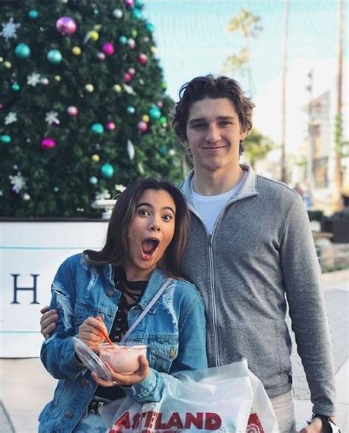 Why Did Adelaine Morin And Matthew Berry Break Up? Here's All The Detail Of Her Net Worth, Dating and Family