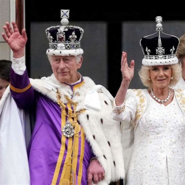 	Why *did* the monarchy choose Prince William’s press secretary over Prince Harry?	