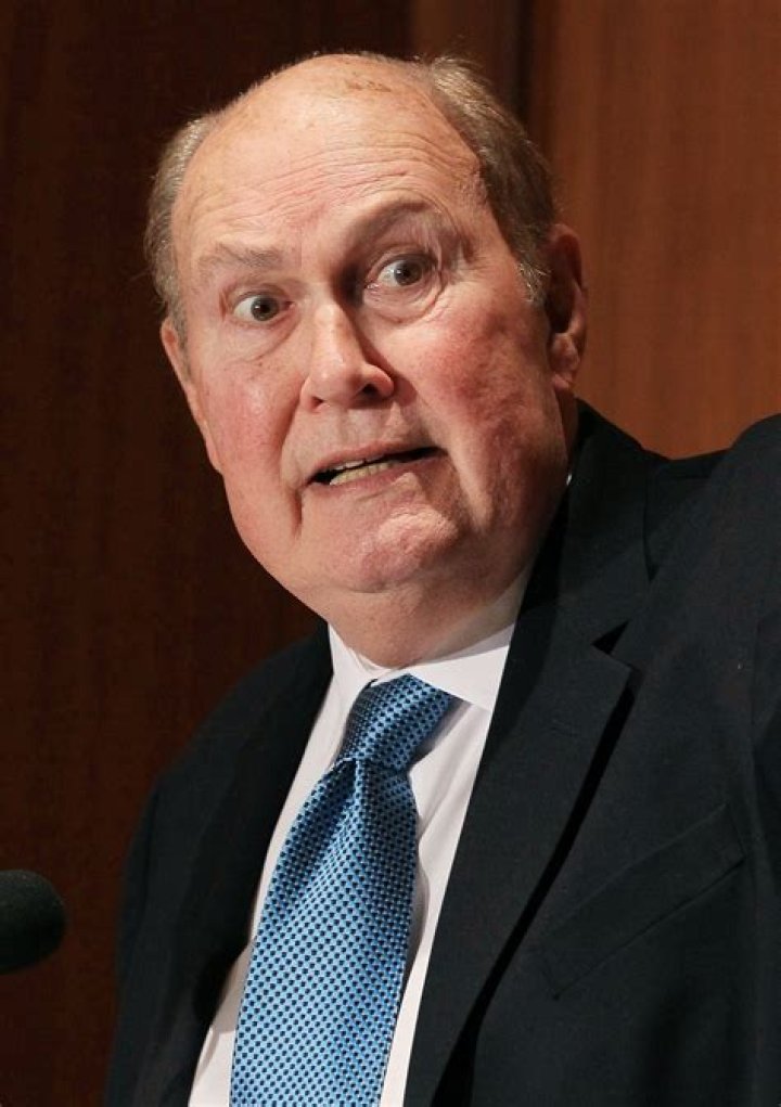 Willard Scott Net Worth - Wiki, Age, Weight and Height, Relationships, Family, and More