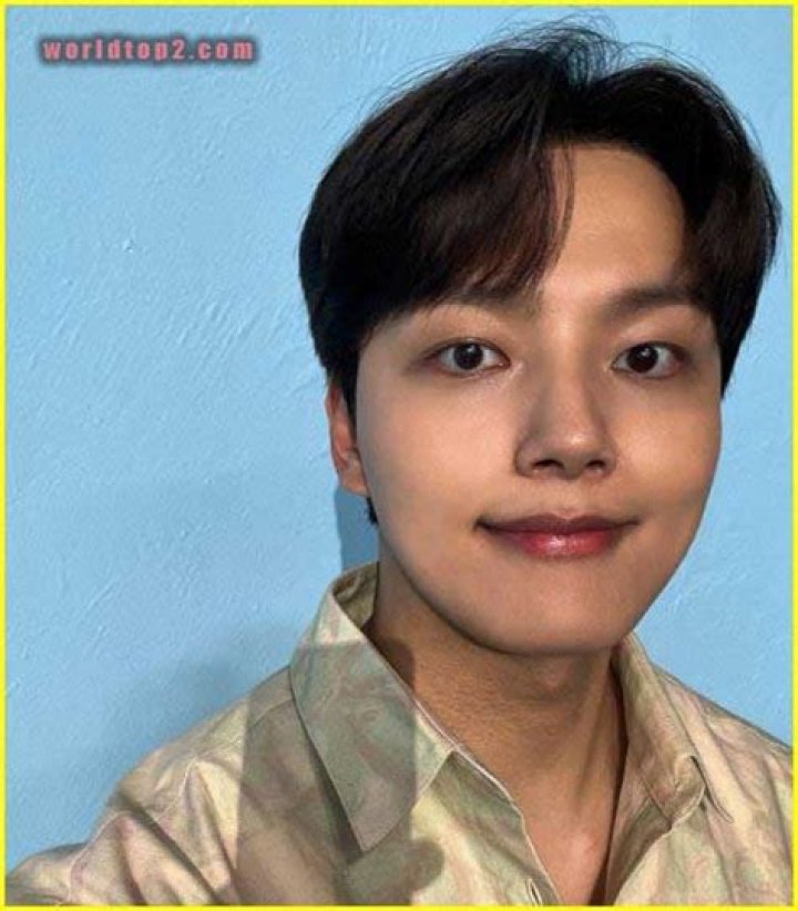 Yeo Jin-goo Bio (Wiki) 