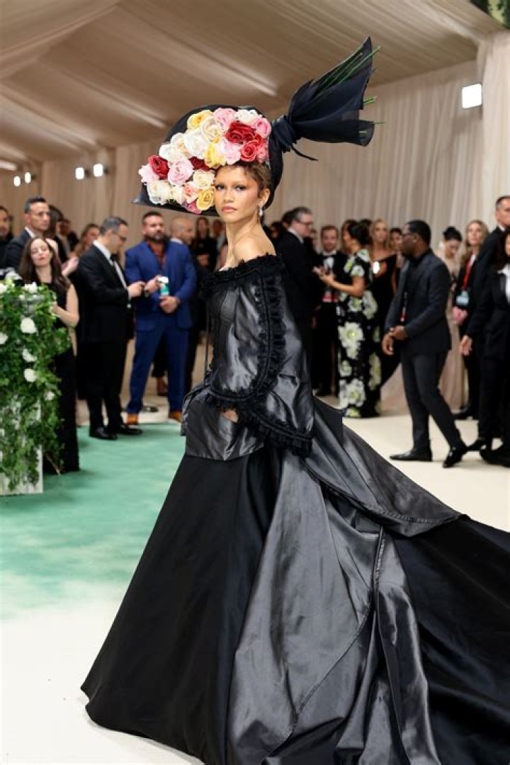 Zendaya as Joan of Arc in Versace at the Met Gala: dramatic and impressive?